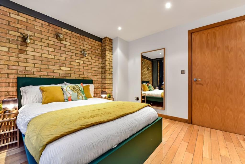 Spacious 2 Bed Urban Jungle Flat, Central 伦敦 外观 照片