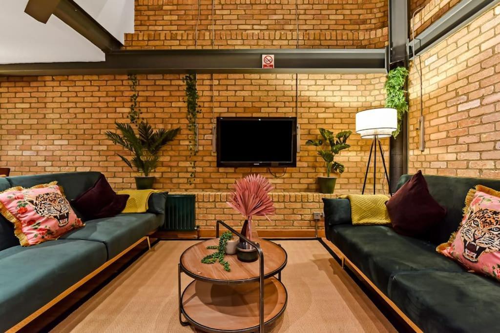 Spacious 2 Bed Urban Jungle Flat, Central 伦敦 外观 照片